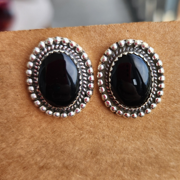 925 Sterling Silver Jewelry - Handmade Sterling Silver 925 Onyx Concho Cabachon Oval Stud Post Back  Earrings